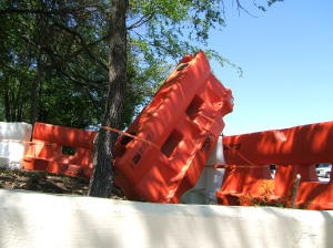 Barton Barriers Giant's tipped toy